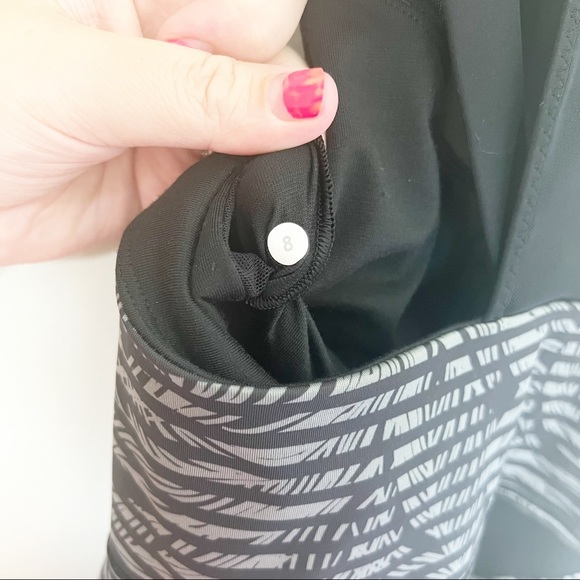 Lululemon Running In The City Tank Stripe Play Slate Black 8 - Picture 8 of 13